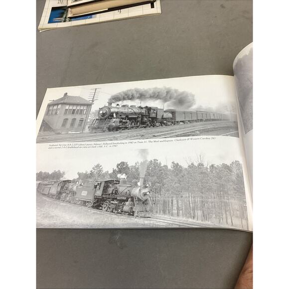 Passenger Train Journal, Passenger Terminals & Trains And Locomotive Quarterly - Picture 15 of 16